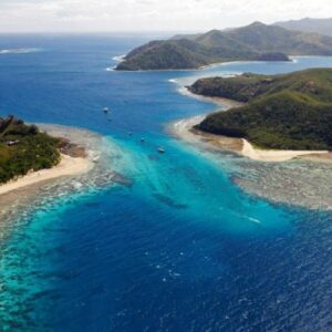 9-Day Fiji Adventure Tour: Viti Levu, Beachcomber & Mantaray Island