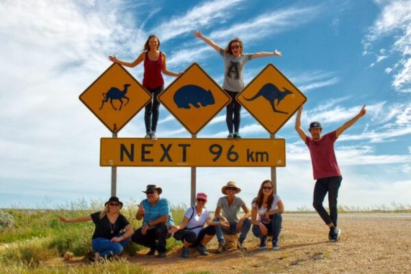 Nullarbor Traveller: 10 Day - Adelaide to Perth Wildlife Adventure