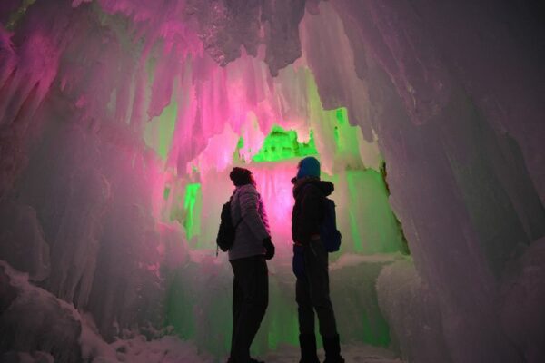 5-Day Classic Japan Adventure Tour: Sapporo Snow Festival & Hokkaido Highlights